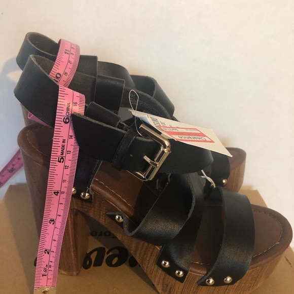 MOSSIMO BLACK WEDGES LAST ONE ☝️ - Picture 6 of 8